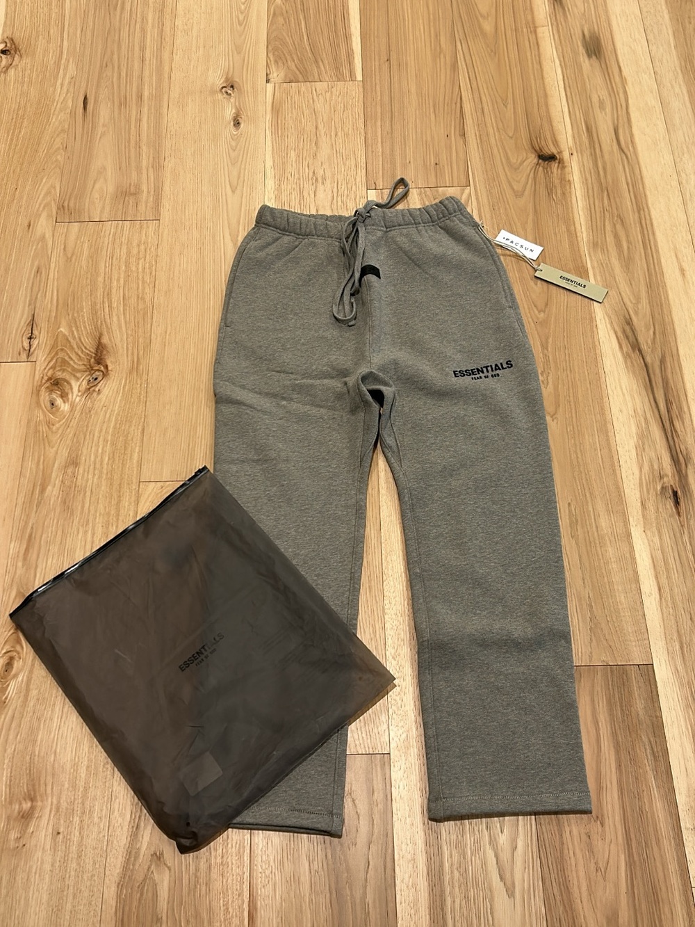 Fear of God Essentials Men’s Grey Sweatpants - Drawstring Waist